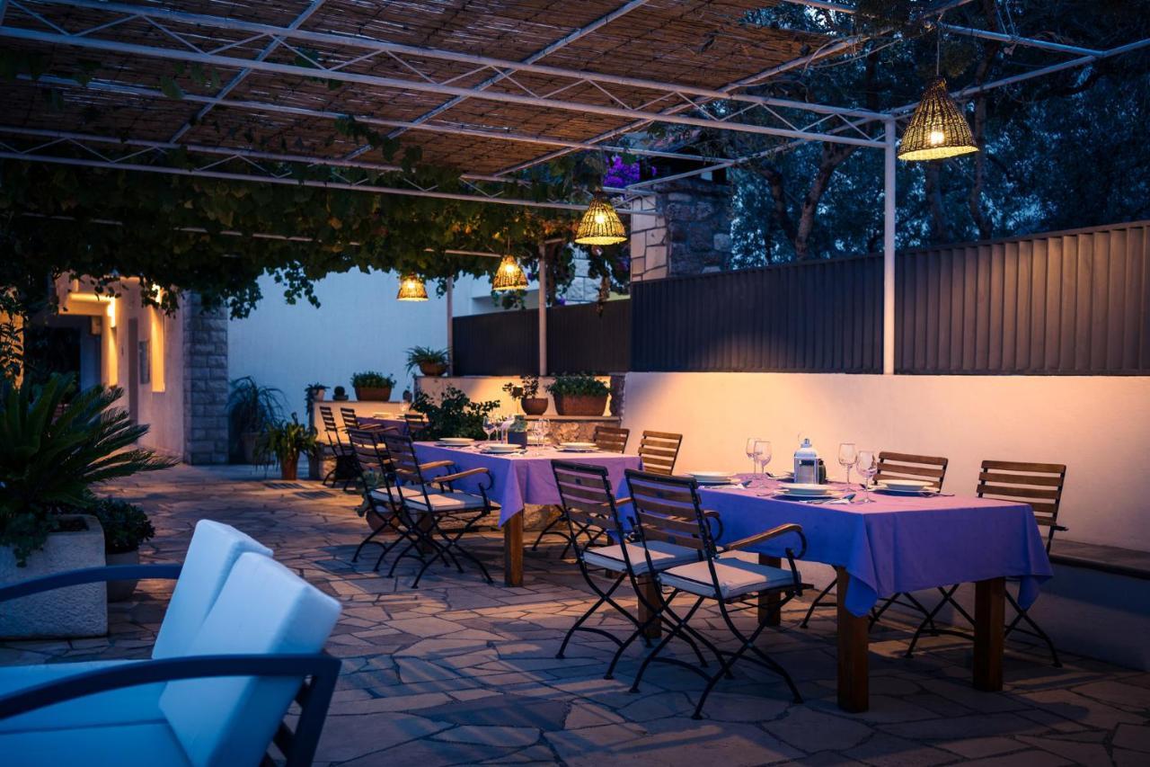 Pansion Marjan Hotel Zavala Bagian luar foto
