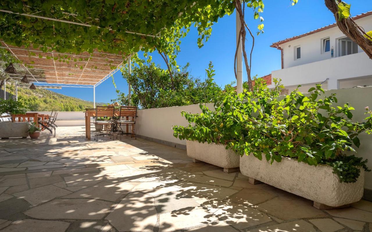 Pansion Marjan Hotel Zavala Bagian luar foto