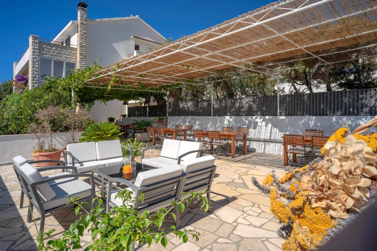 Pansion Marjan Hotel Zavala Bagian luar foto