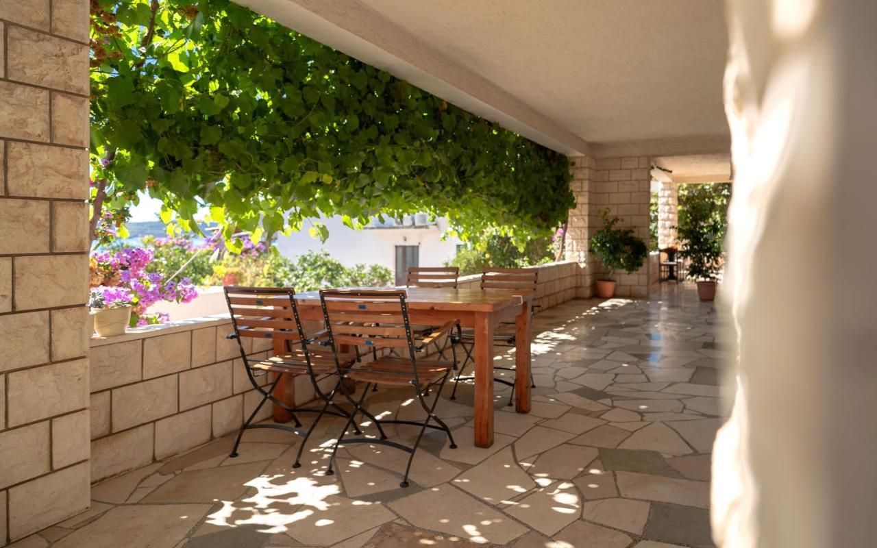 Pansion Marjan Hotel Zavala Bagian luar foto